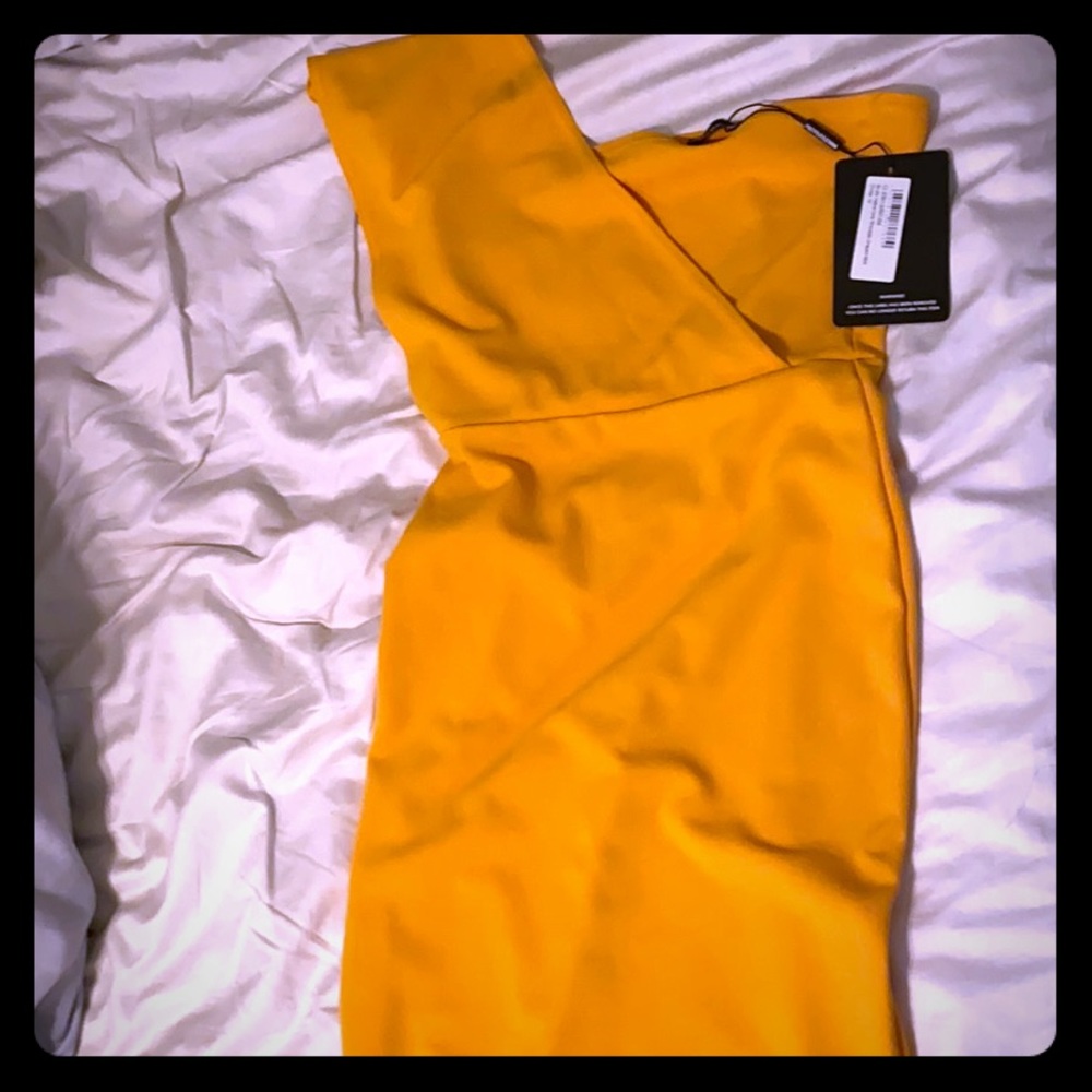 Pretty Little Things Dandelion one shoulder dress